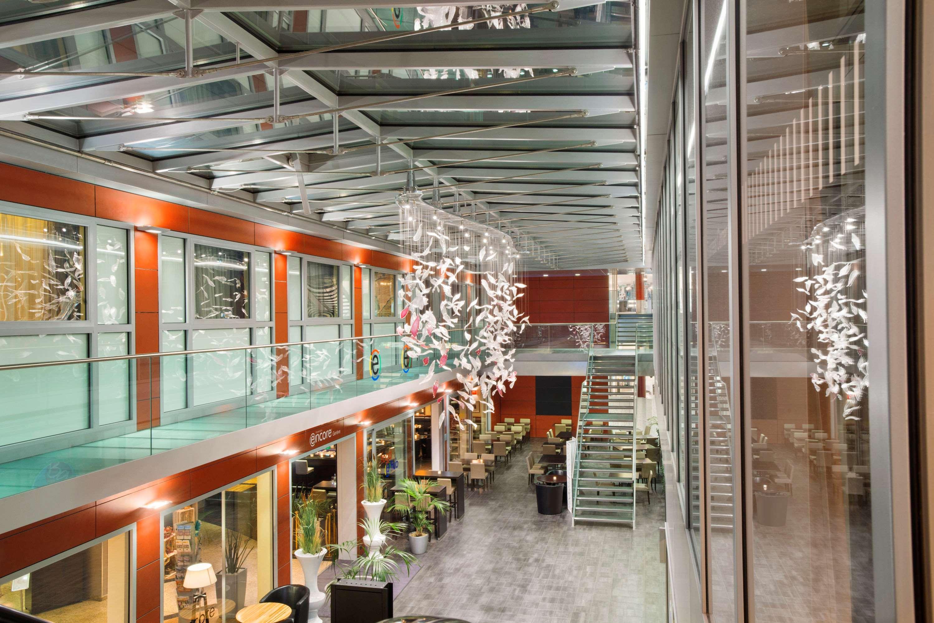 Ramada Encore By Wyndham Geneva Carouge