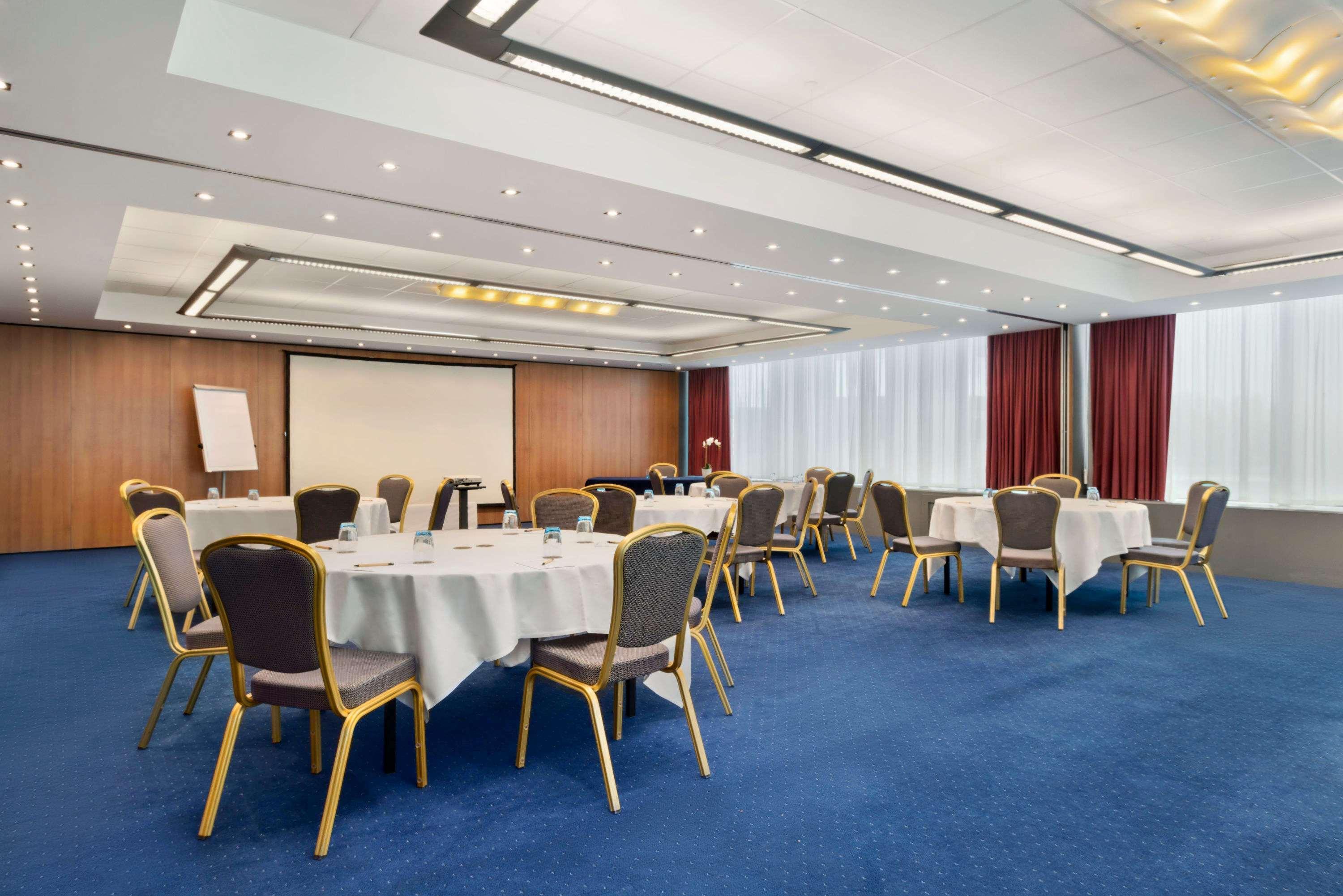 Hotel Ramada Encore By Wyndham Geneva