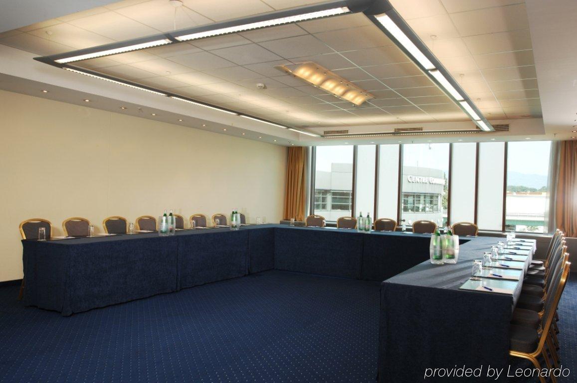 Ramada Encore By Wyndham Geneva Hotel Carouge