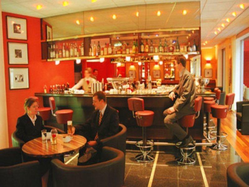Hotel Ramada Encore By Wyndham Geneva 3*